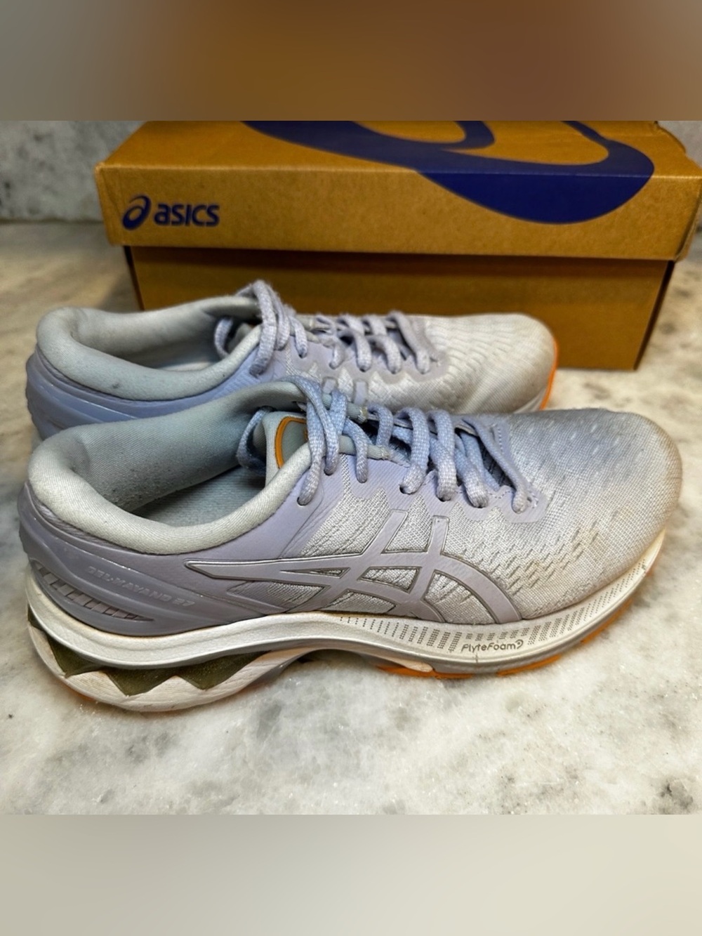 ASICS Gel Kayano 27 Women’s Running Shoes Size 6 Lilac Opal FlyteFoam EUC w/ Box